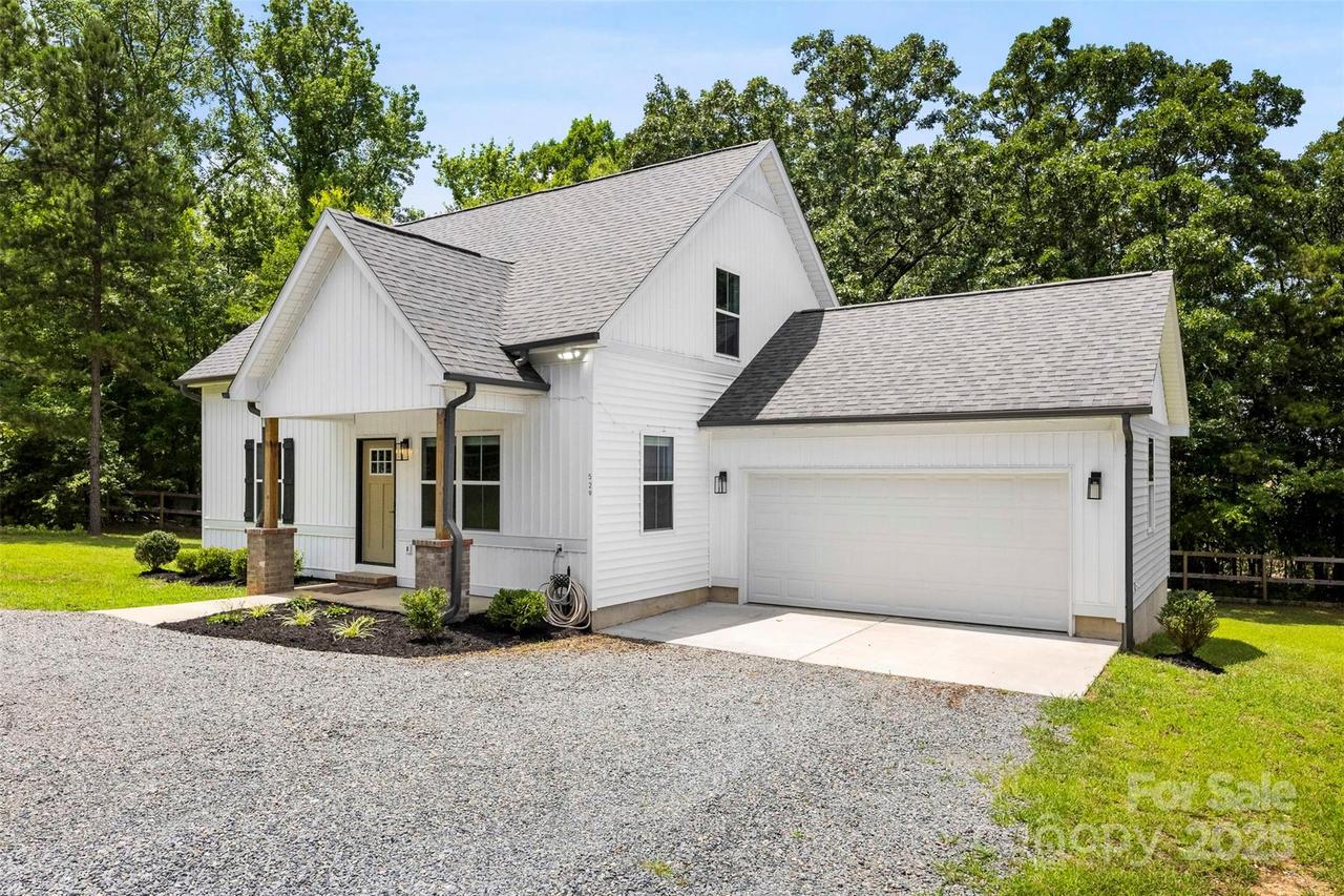 529 N Central Ave., Locust, NC 28097