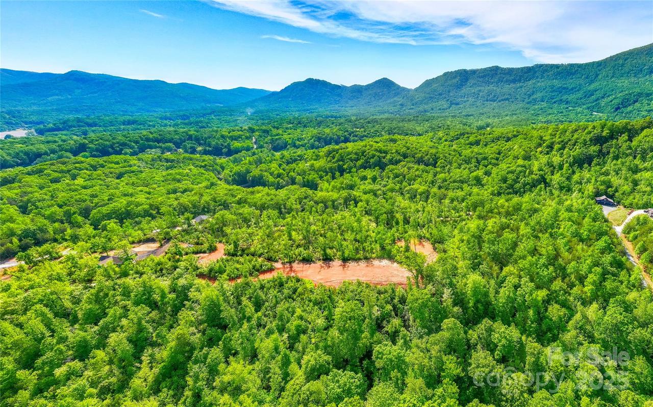 1 Constant Ln., Columbus, NC 28722