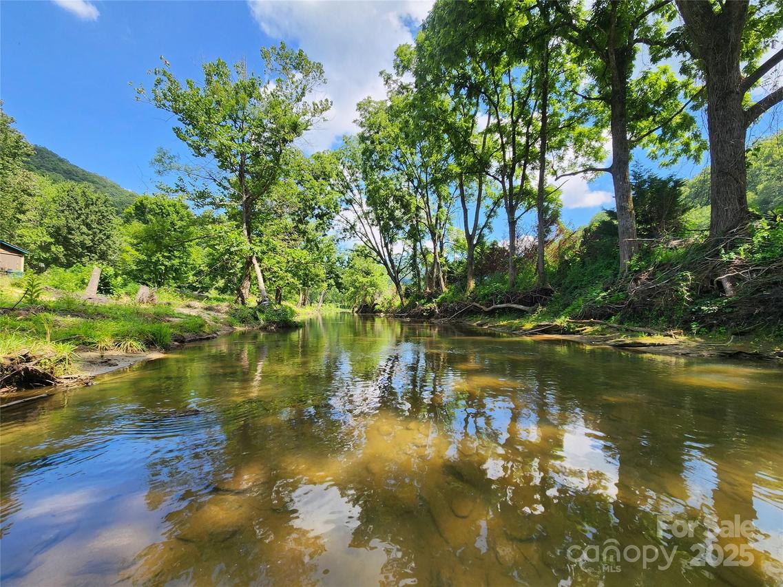 2978 Nc 9 Hwy., Black Mountain, NC 28711