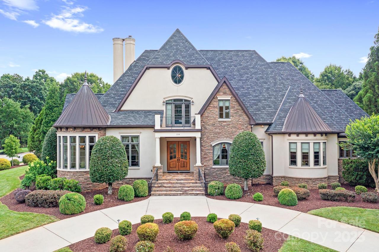 114 Thurstons Way, Mooresville, NC 28117