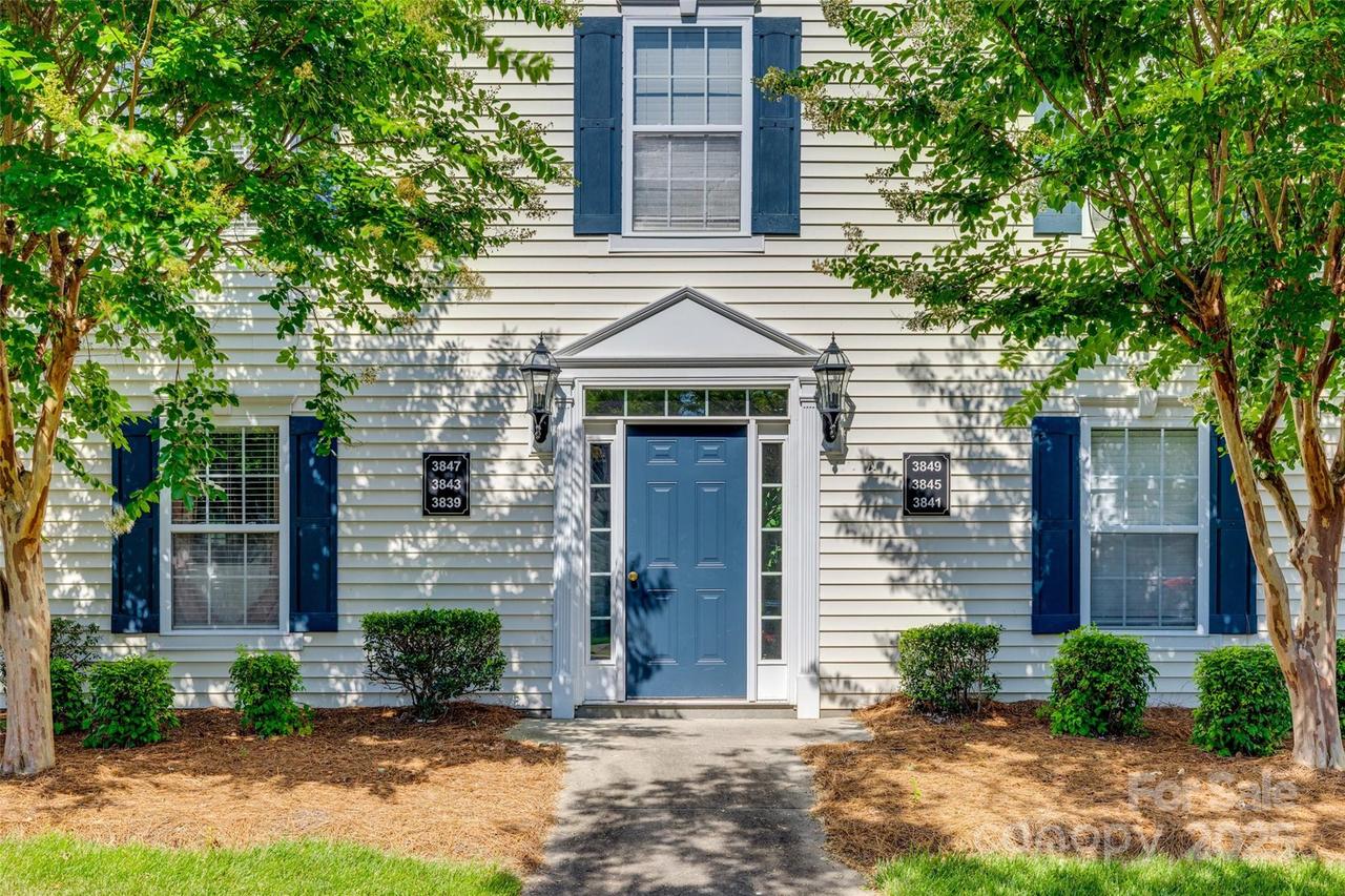 3849 Carl Parmer Dr., Harrisburg, NC 28075