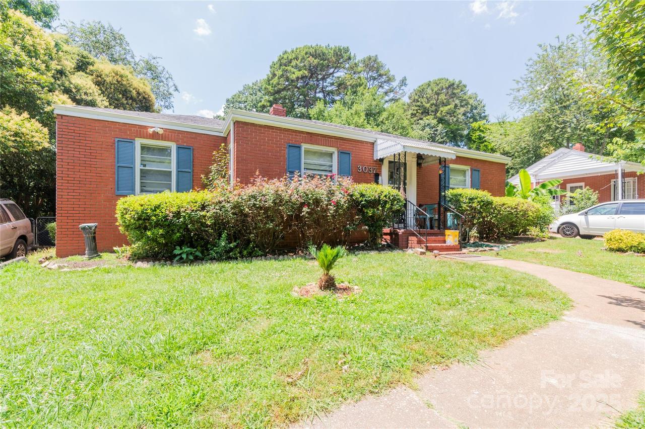 3037 Marlowe Ave., Charlotte, NC 28208