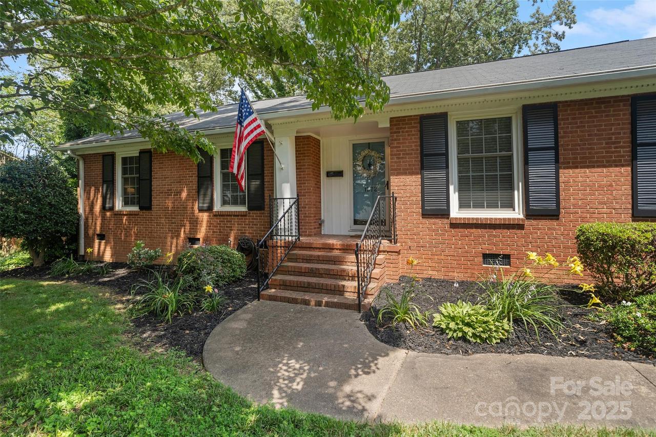 1272 Queensgate St., Gastonia, NC 28054