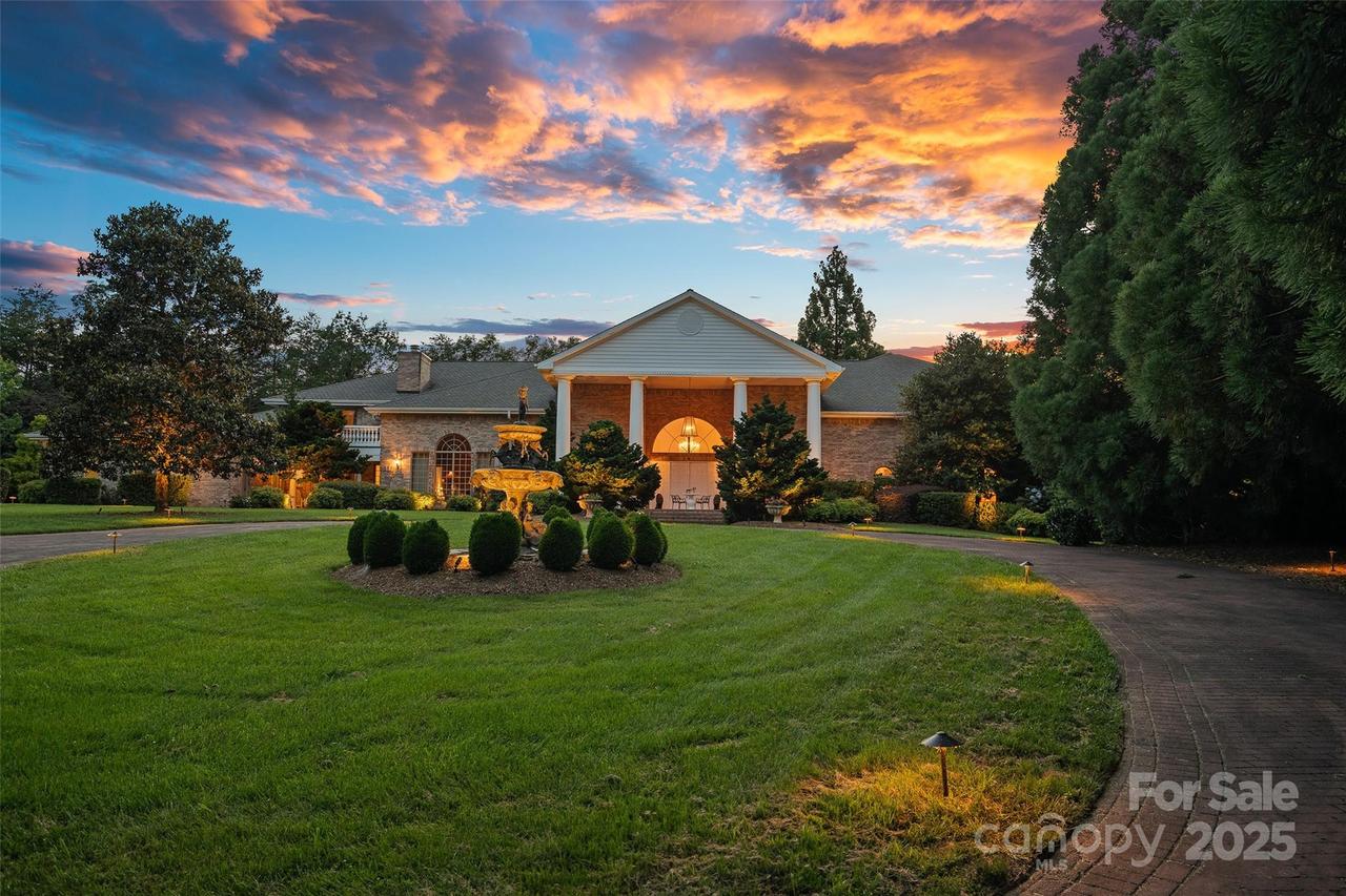 282 Hamilton Dr., Columbus, NC 28722