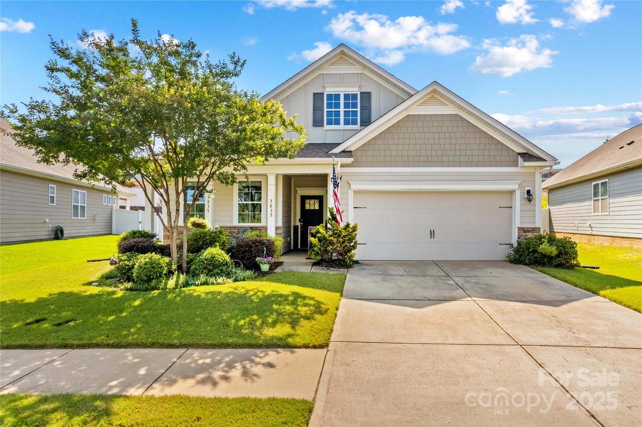 3835 Norman View Dr., Sherrills Ford, NC 28673