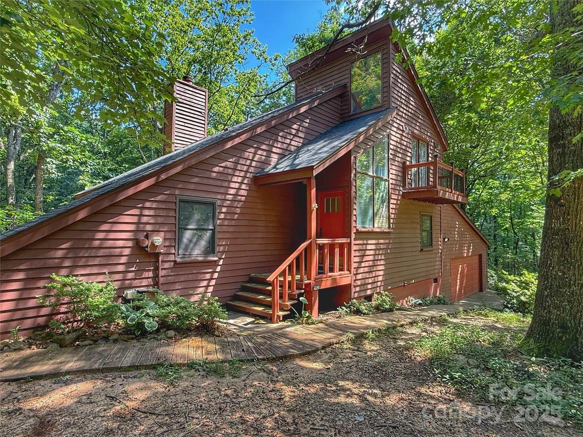 5685 Pine Ridge Dr., Connelly Springs, NC 28612