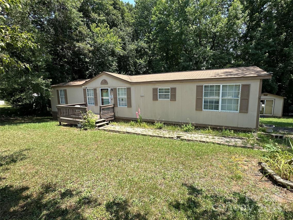 1355 Oak Breeze Dr., Mooresville, NC 28115