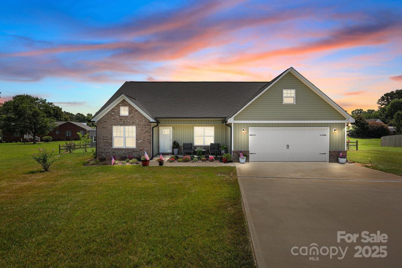 100 Royal Ave., Albemarle, NC 28001