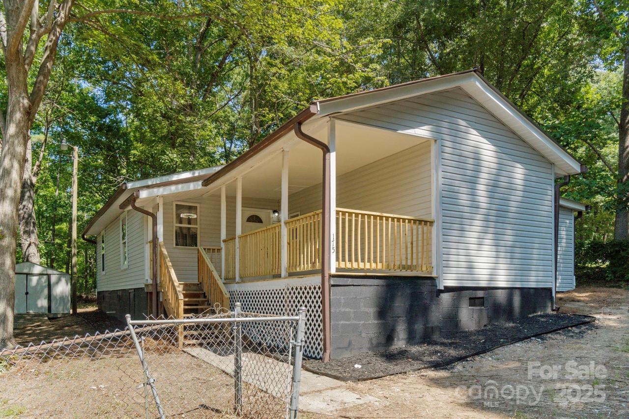 175 Uphill Dr., Lexington, NC 27295