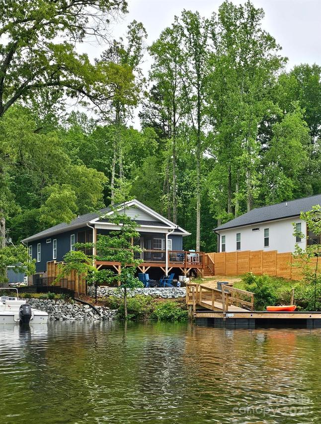 407 Capistrano Shores Blvd., Lexington, NC 27292