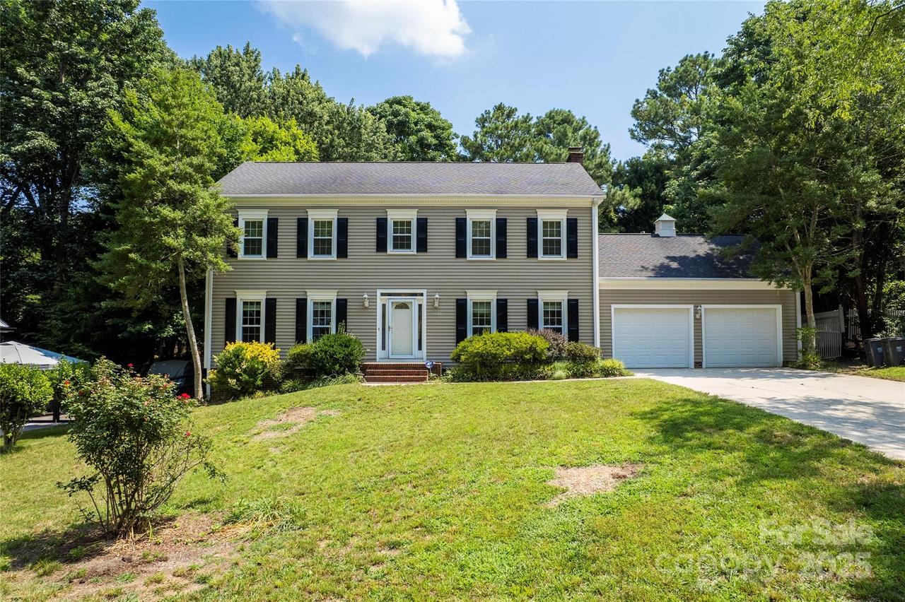 1109 Sunnyview Cir., Matthews, NC 28105