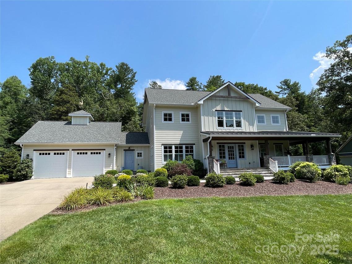 74 Shipman Pkwy. #2, Flat Rock, NC 28731