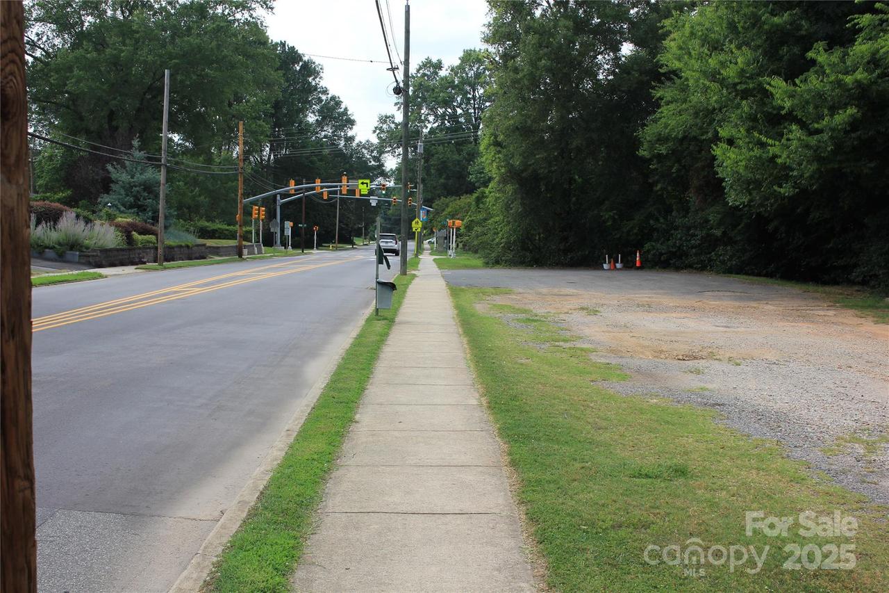 569 Union St., Concord, NC 28025