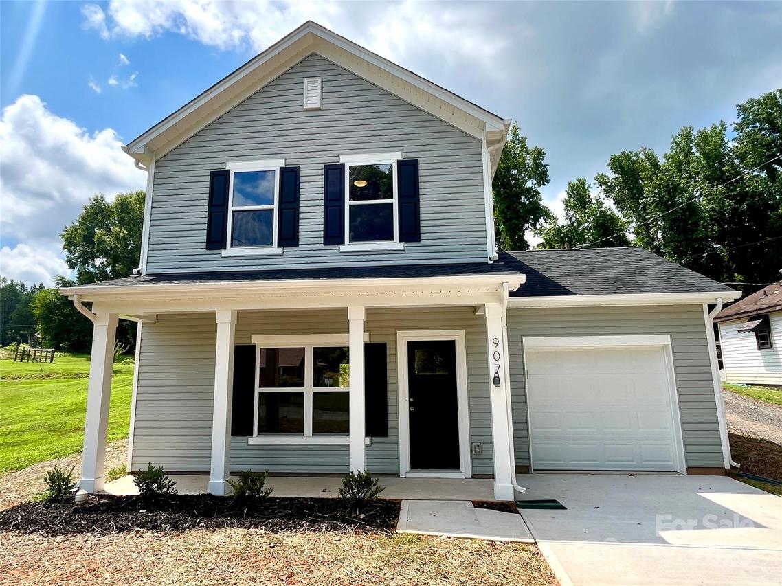 907 W Georgia Ave., Bessemer City, NC 28016