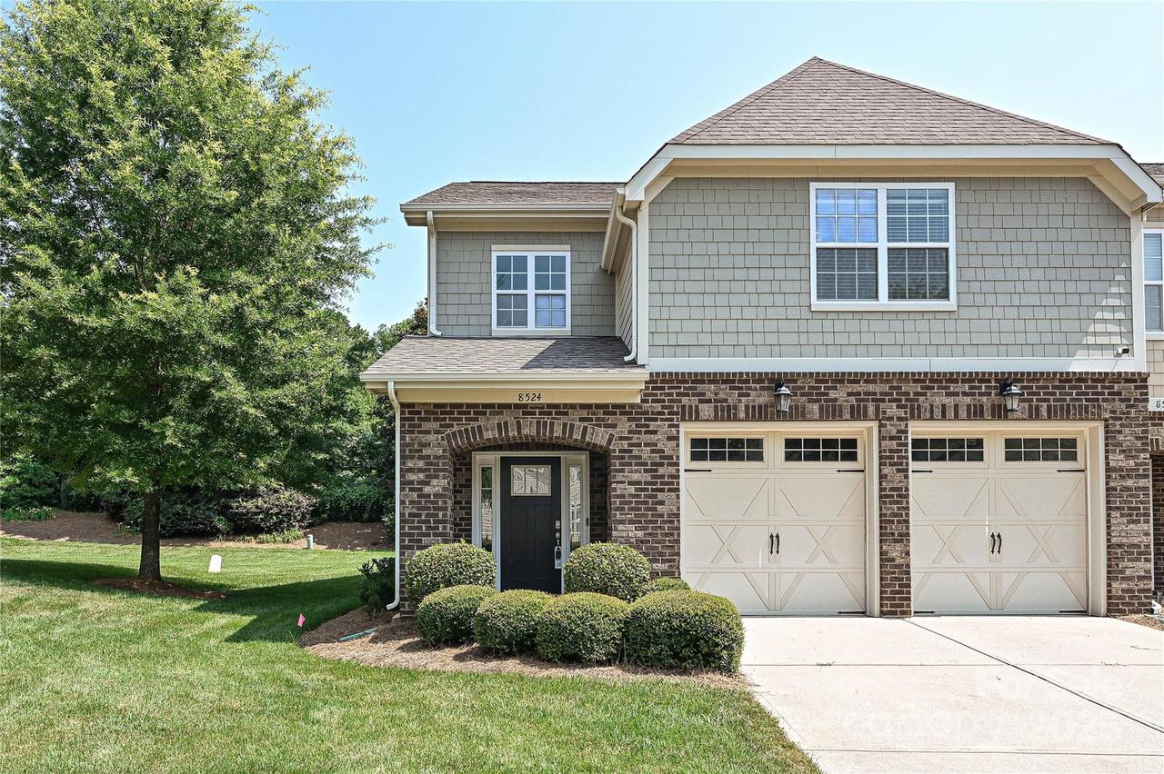 8524 Loxton Cir., Charlotte, NC 28214