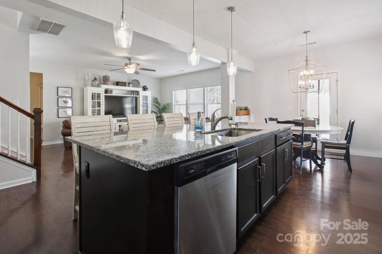 212 Fesperman Cir., Troutman, NC 28166