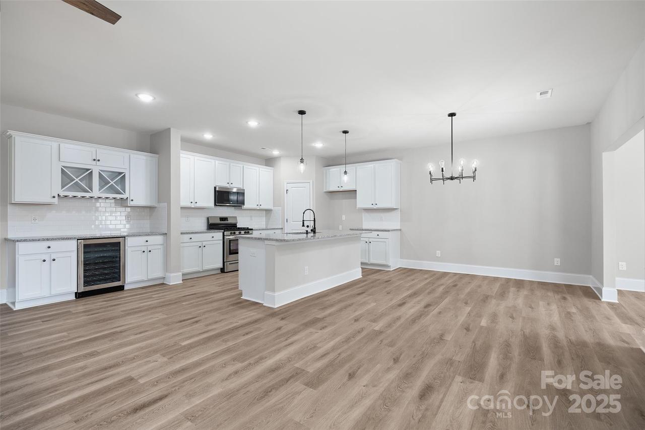 3926 Litchfield Rd., Charlotte, NC 28211