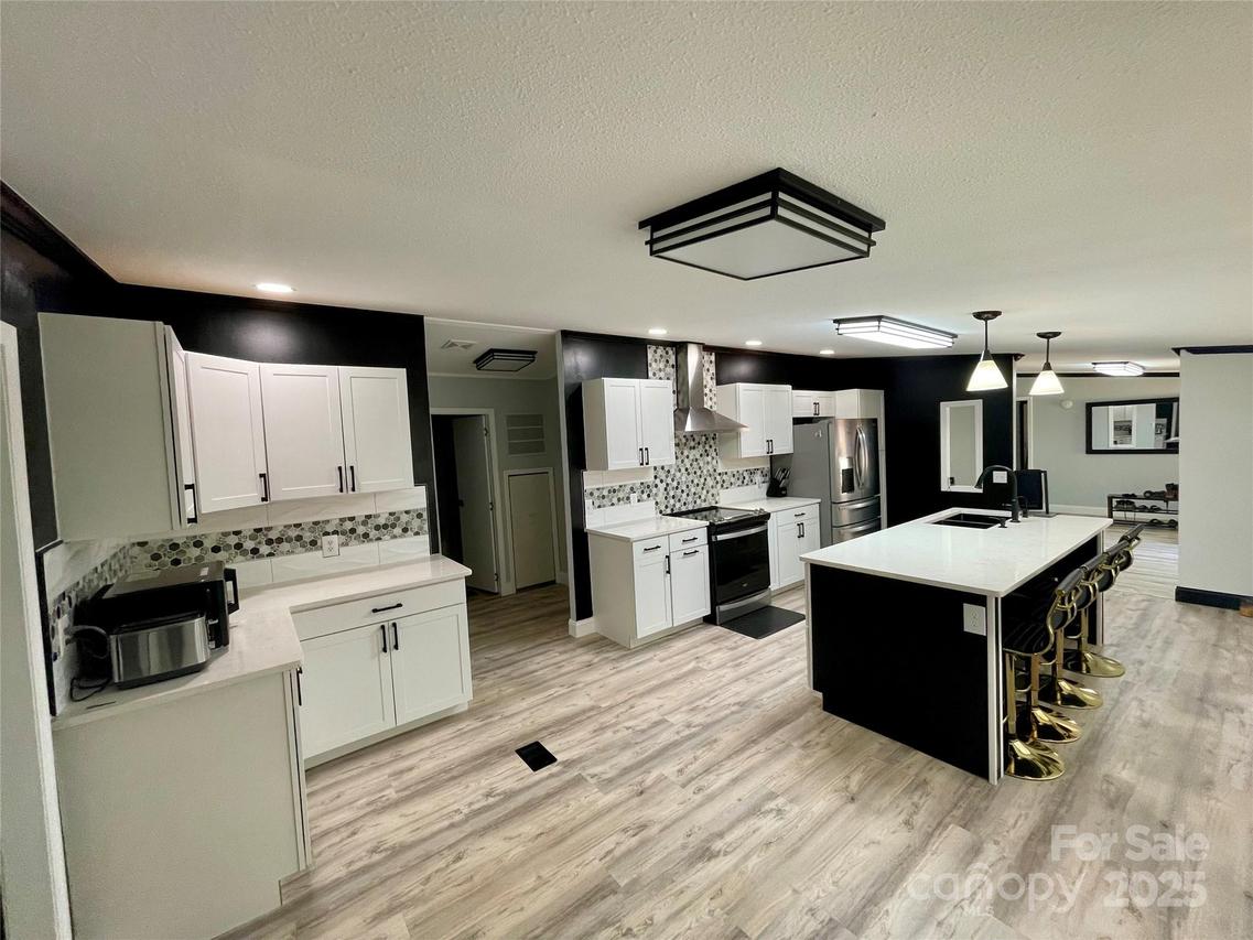 6490 Alta Center, Denver, NC 28037