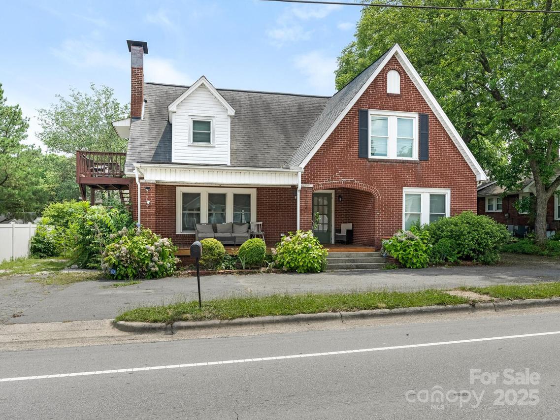 1102 Lane St., Kannapolis, NC 28083