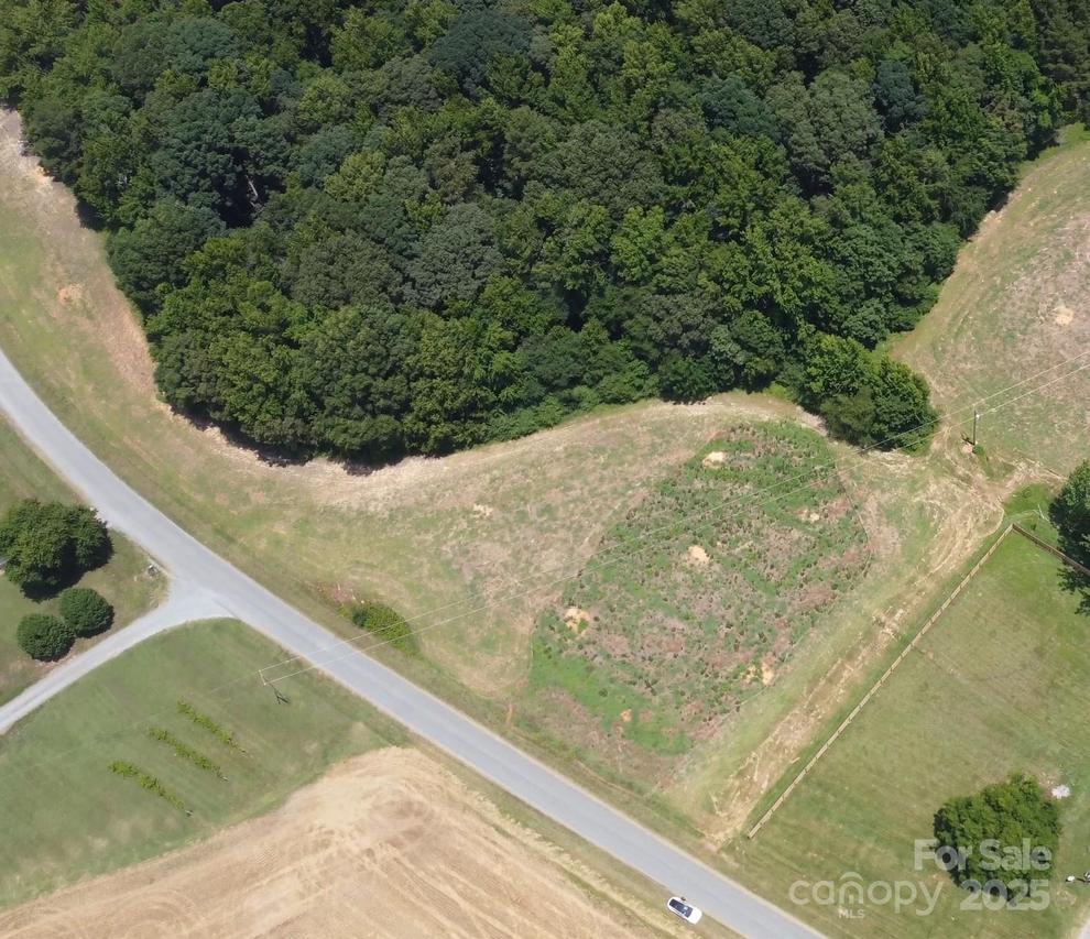 1416 Augustus Rd., Monroe, NC 28112