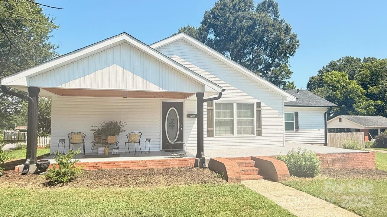 210 W Church St., Cherryville, NC 28021