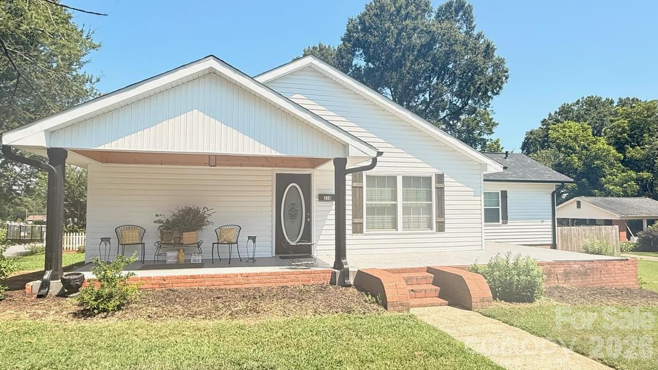 210 W Church St., Cherryville, NC 28021