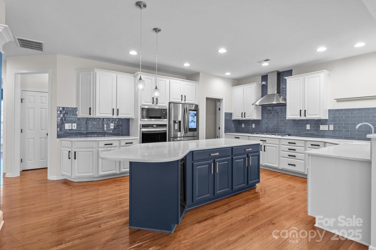 213 Beech Bluff Dr., Mount Holly, NC 28120
