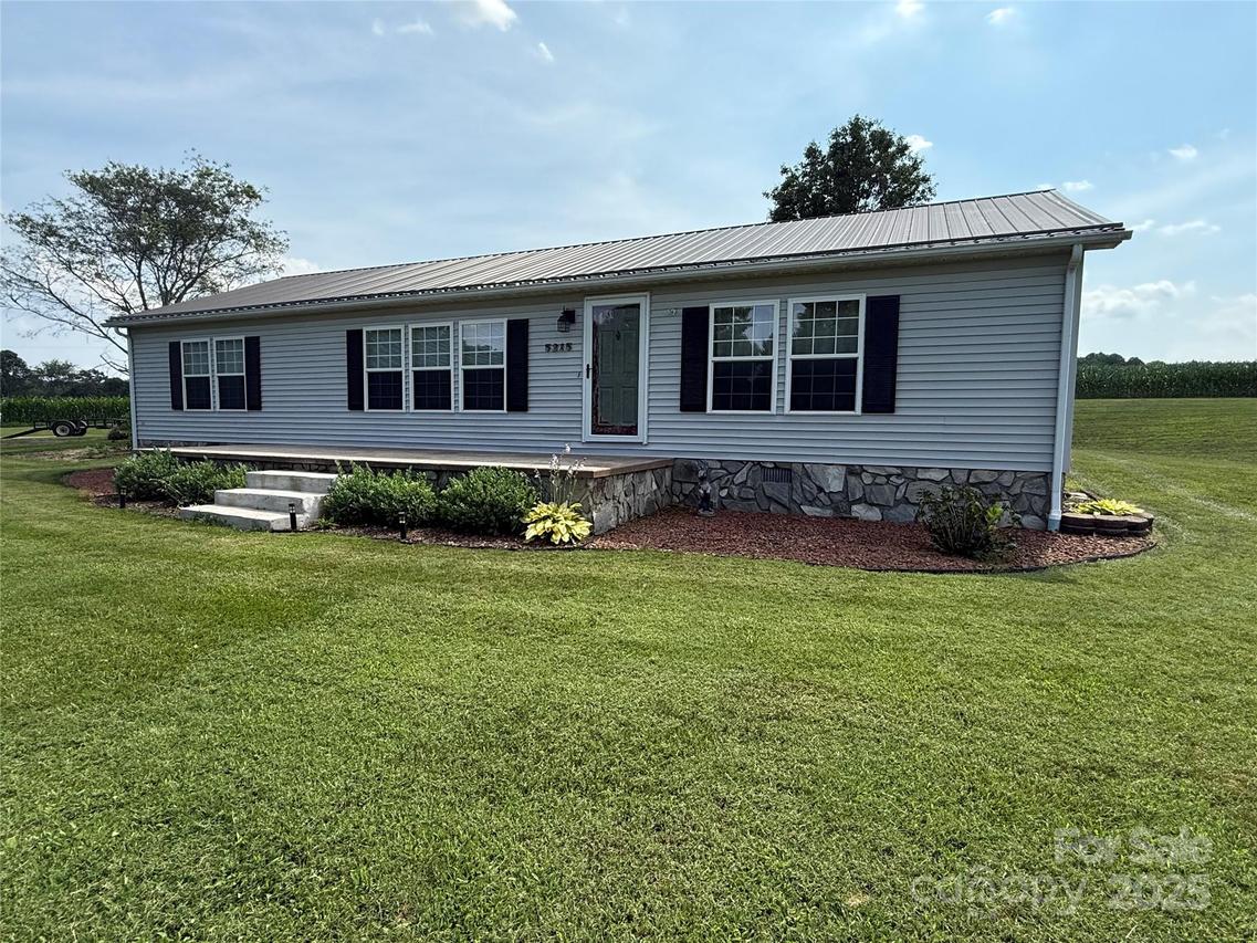 5215 Looper Rd., Granite Falls, NC 28630