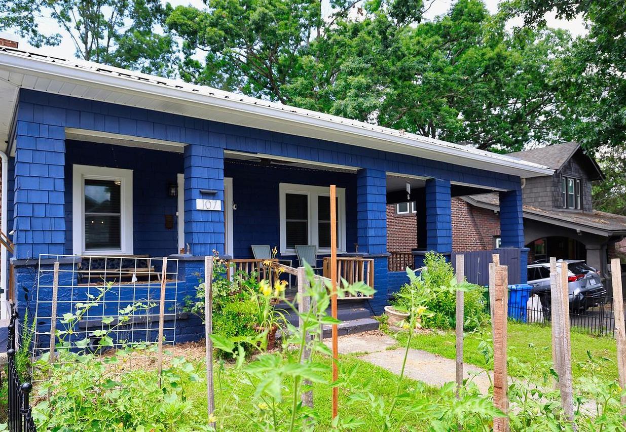 107 Riverview Dr., Asheville, NC 28806