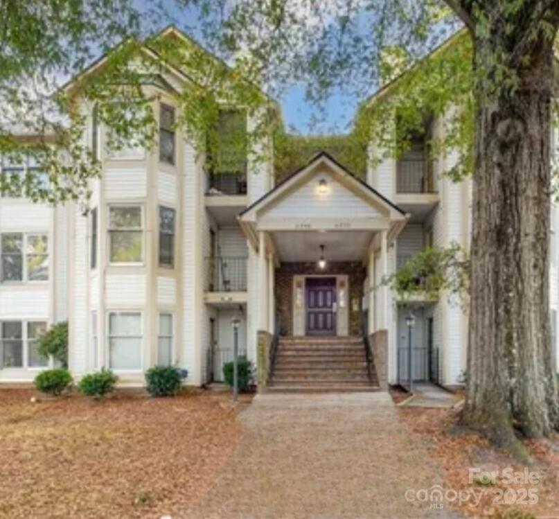 6260 Rosecroft Dr., Charlotte, NC 28215