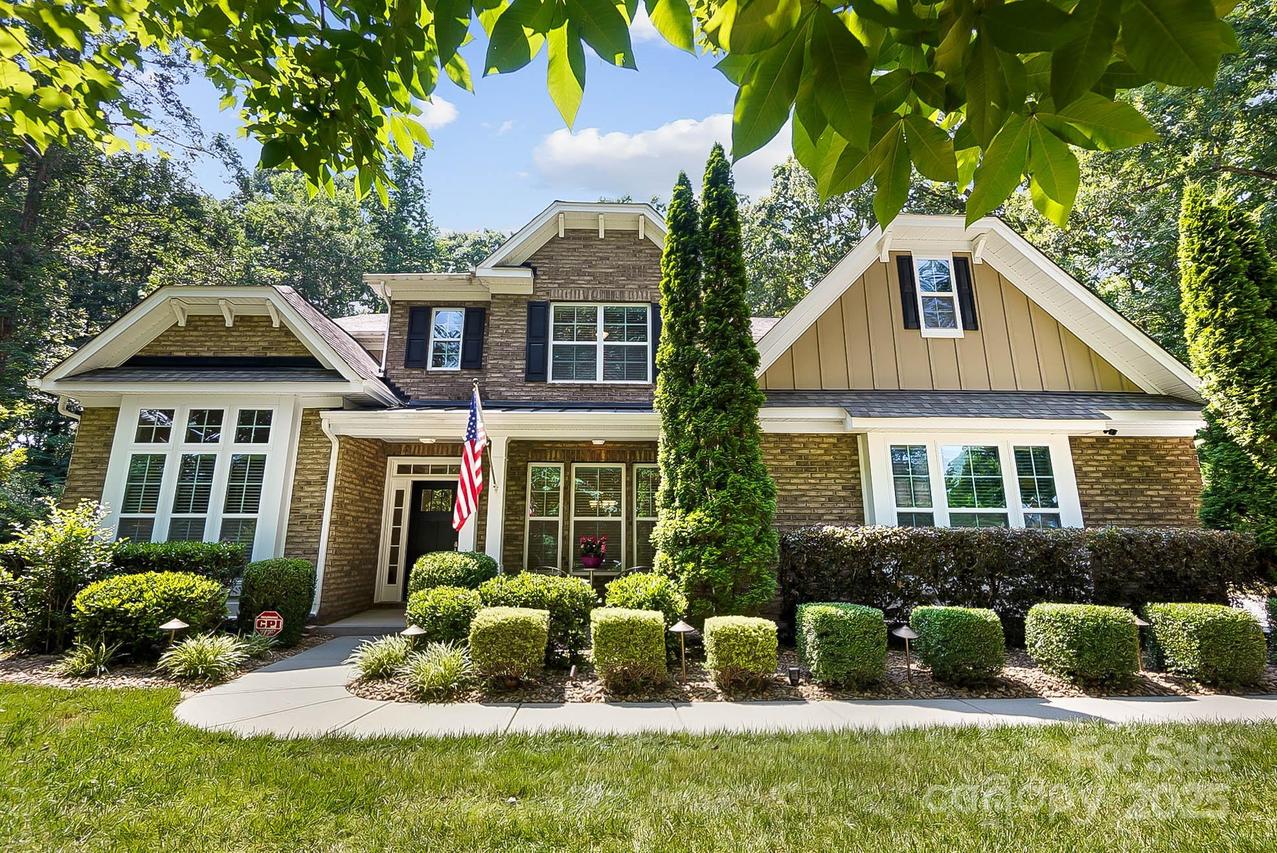 7327 Snowbird Ct., Mint Hill, NC 28227