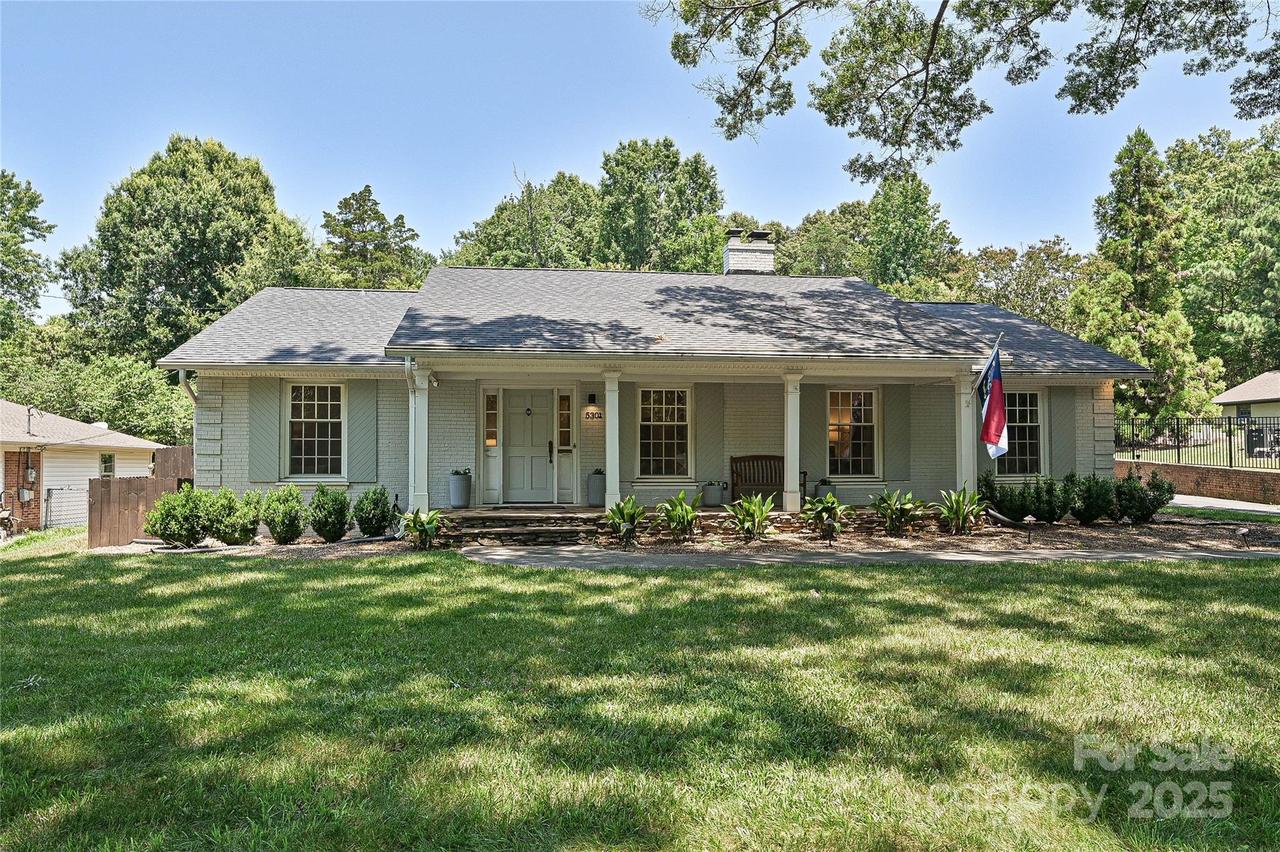 5301 Addison Dr., Charlotte, NC 28211