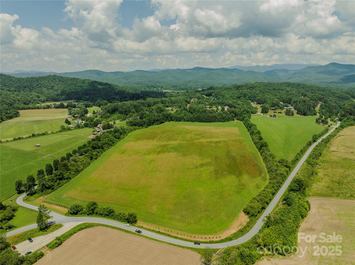 Mini Farm 2 TBD Coventry Dr., Brevard, NC 28712