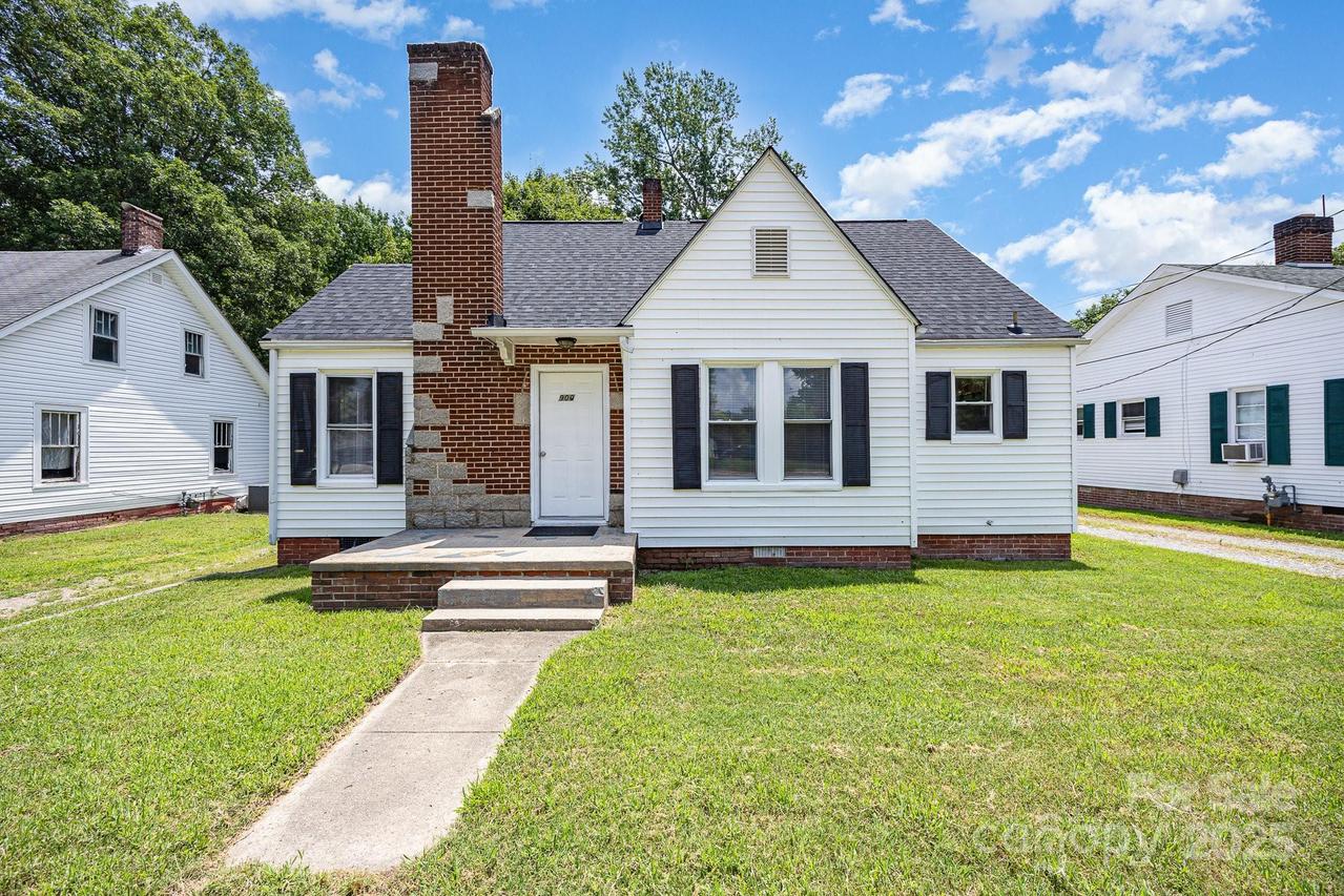 900 N Salisbury Ave., Spencer, NC 28159