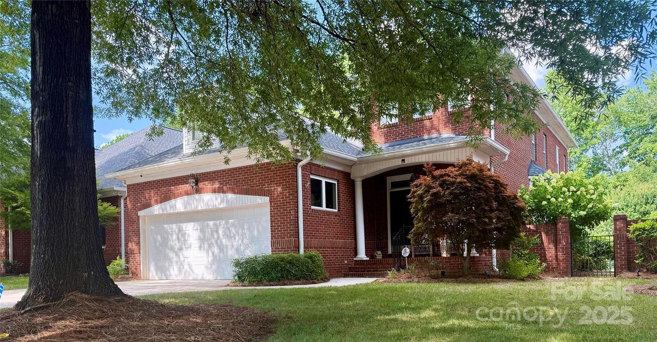 16042 Stonemont Rd., Huntersville, NC 28078