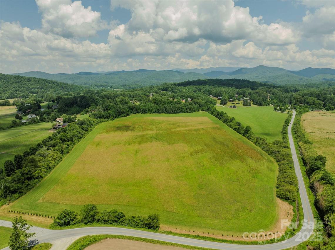Mini Farm 3 TBD Coventry Dr., Brevard, NC 28712