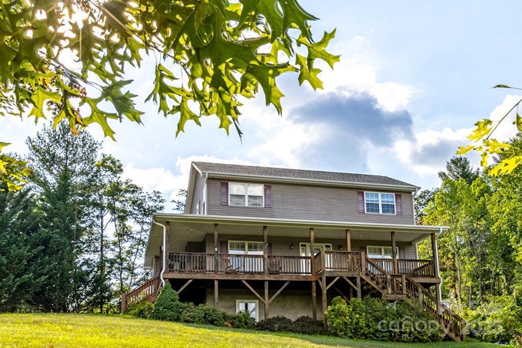 365 Hemlock Springs Tr., Weaverville, NC 28787