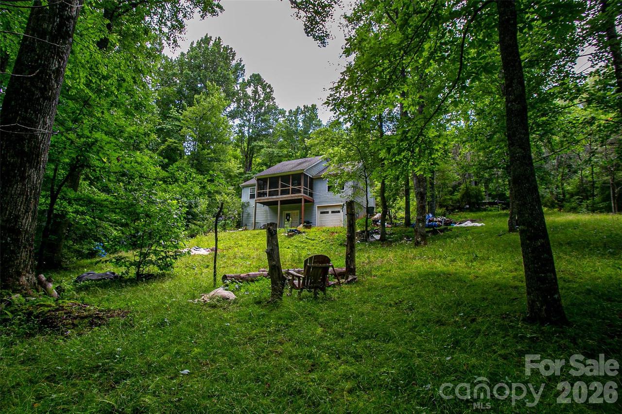 164 Horseplay Ln., Lake Toxaway, NC 28747