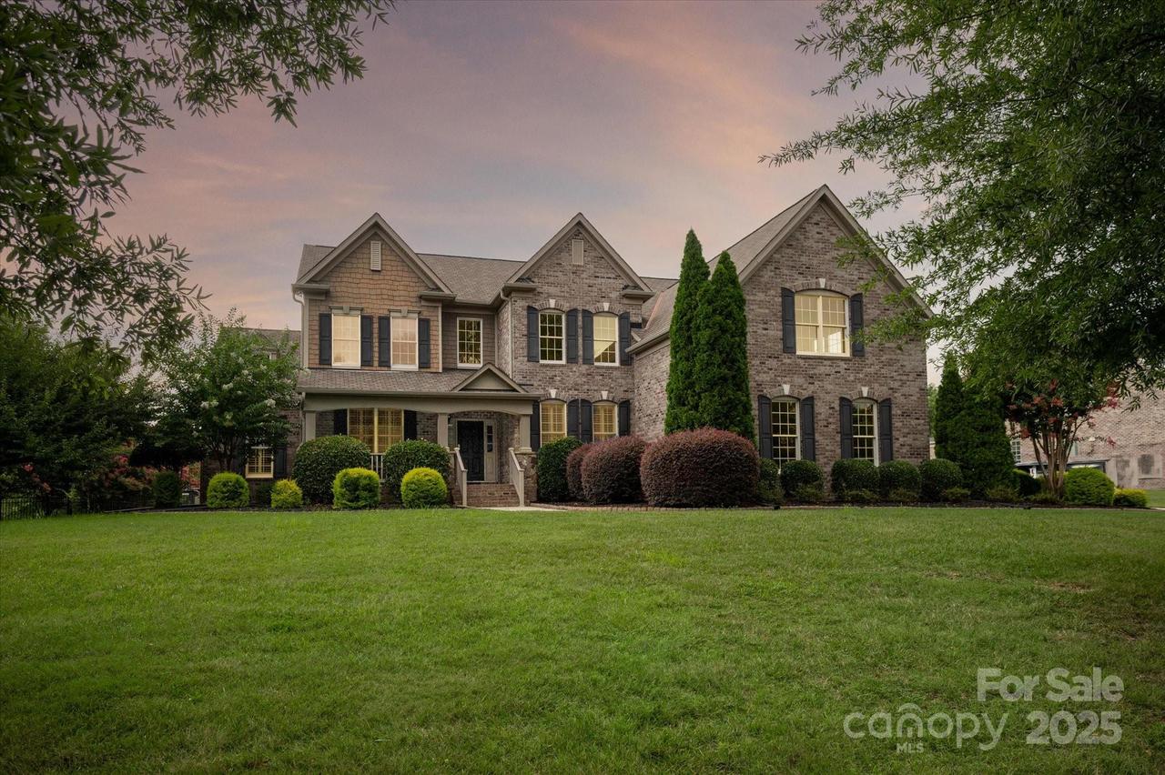5013 Autumn Blossom Ln., Waxhaw, NC 28173