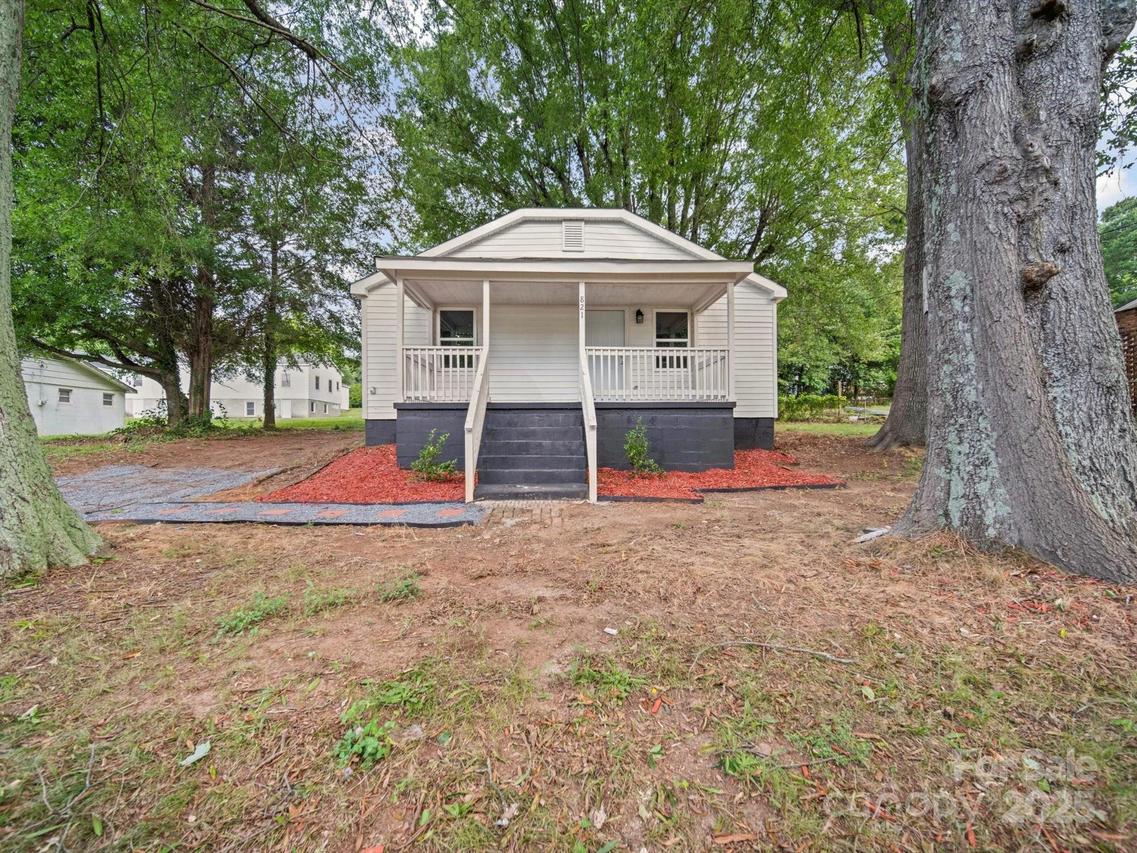 821 1st St., Kings Mountain, NC 28086