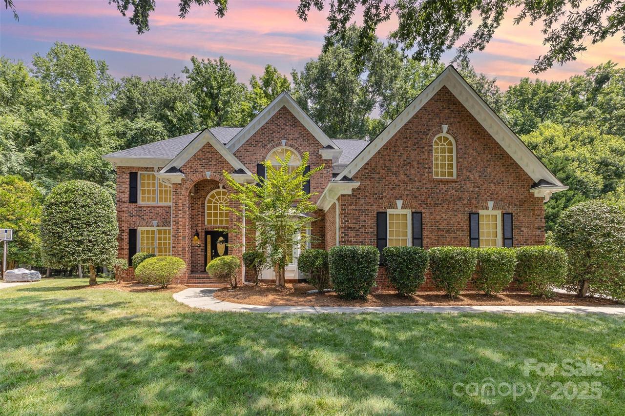 6612 Saunton Ct., Charlotte, NC 28277