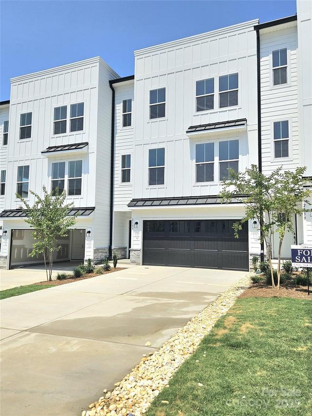 2137 Barrowcliffe Dr. #49, Concord, NC 28027