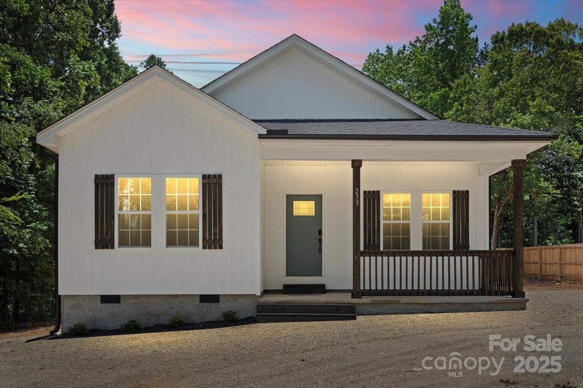 233 Oakview Rd., Linwood, NC 27299