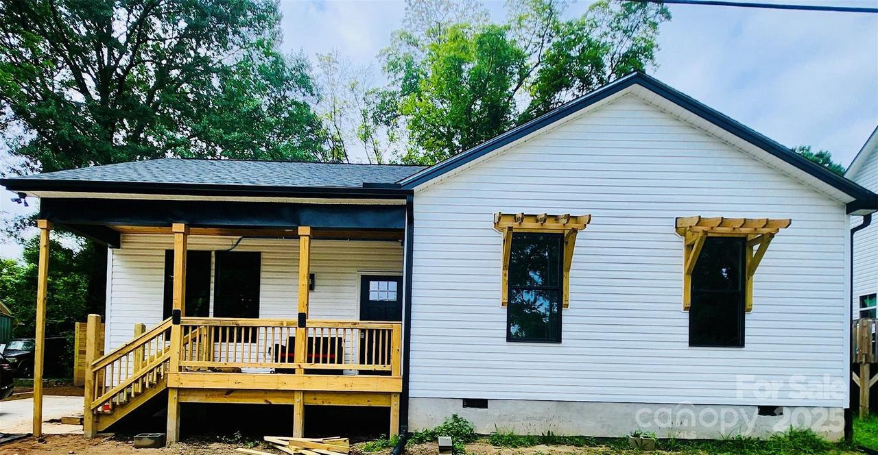 704 S Harding Ave., Kannapolis, NC 28083