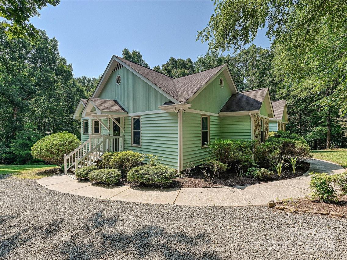 14019 Fountain Ln., Charlotte, NC 28278