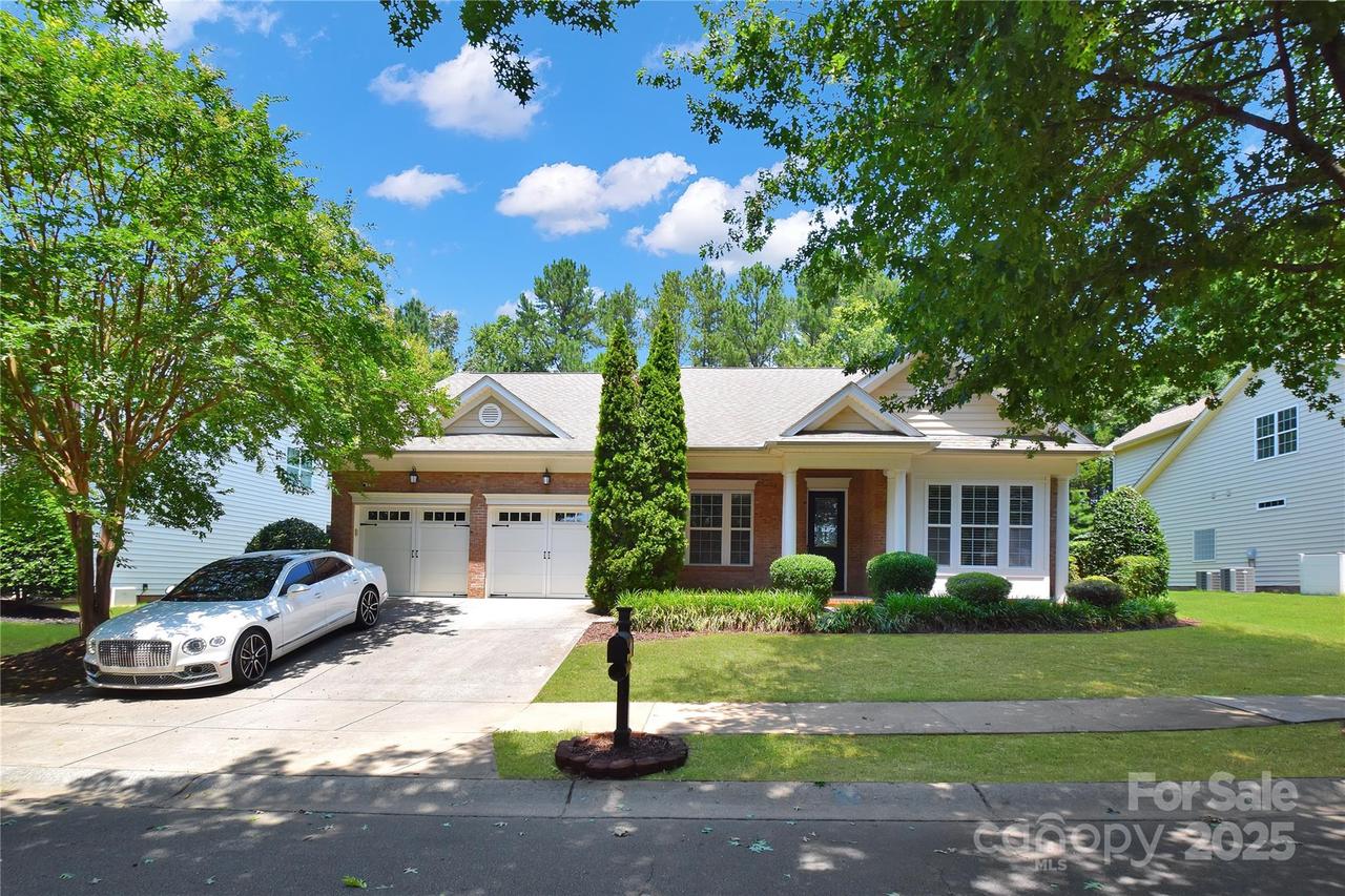 8712 Soaring Eagle Ln., Waxhaw, NC 28173