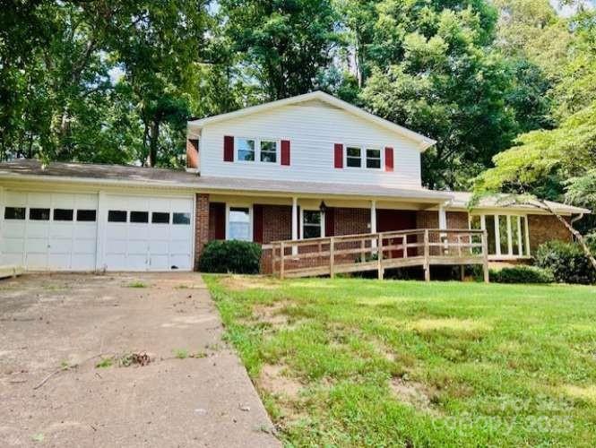 2660 Tiffany St., Conover, NC 28613
