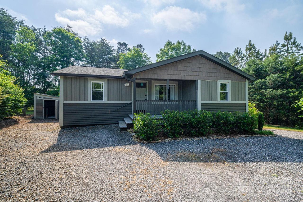 2420 Timberland Hills Dr., Newton, NC 28658