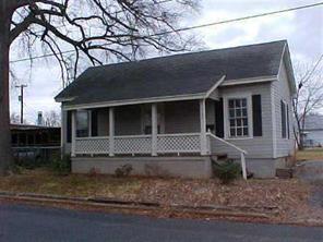 308 E Pressley Ave., Mooresville, NC 28115