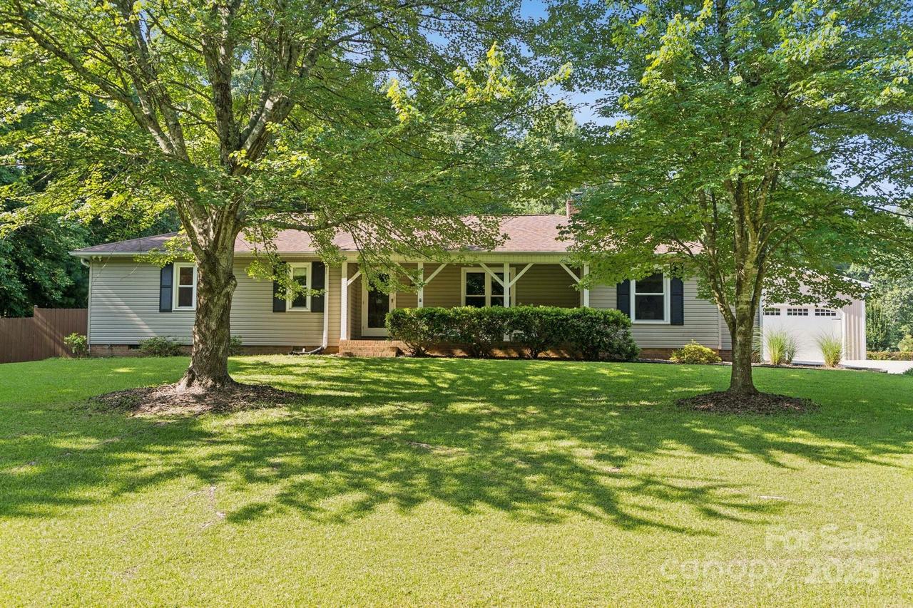 4432 Bob White Ct., Charlotte, NC 28213